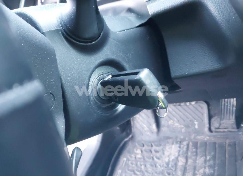 Photo 11 of 2019 Toyota Camry SE (VIN 4T1B11HK6KU168198)