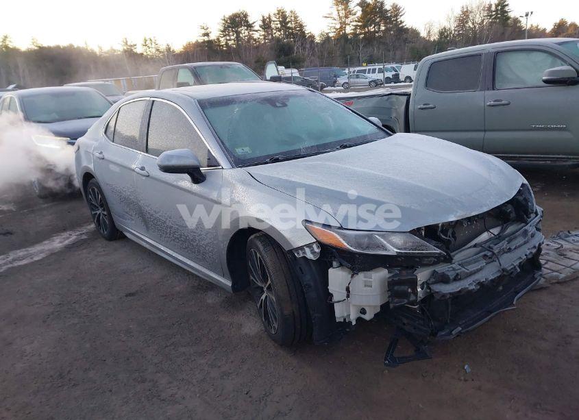 Photo 14 of 2019 Toyota Camry SE (VIN 4T1B11HK6KU168198)