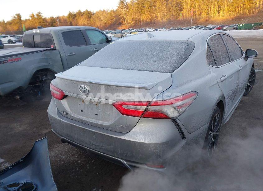 Photo 17 of 2019 Toyota Camry SE (VIN 4T1B11HK6KU168198)