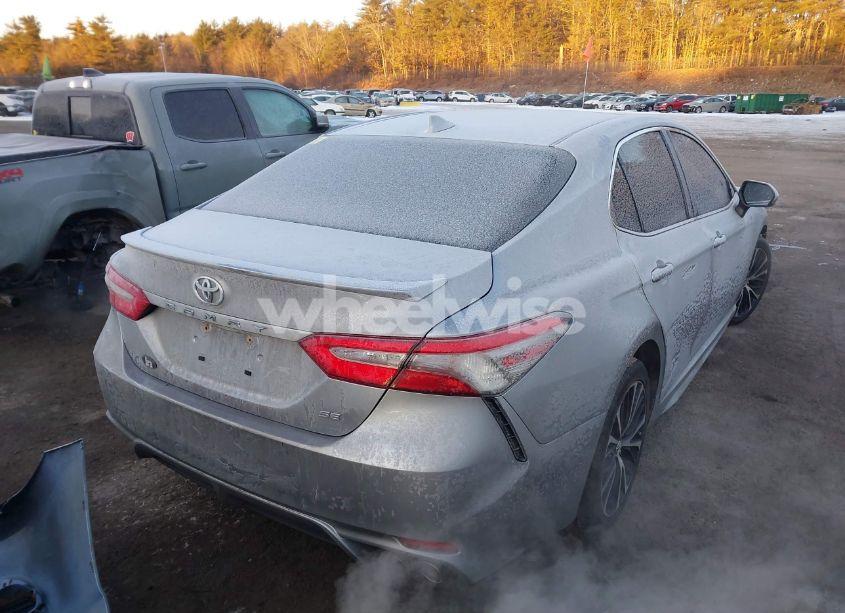 Photo 4 of 2019 Toyota Camry SE (VIN 4T1B11HK6KU168198)