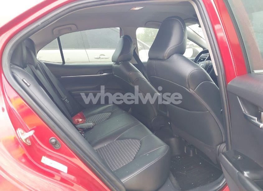 Photo 8 of 2019 Toyota Camry SE (VIN 4T1B11HK6KU169187)