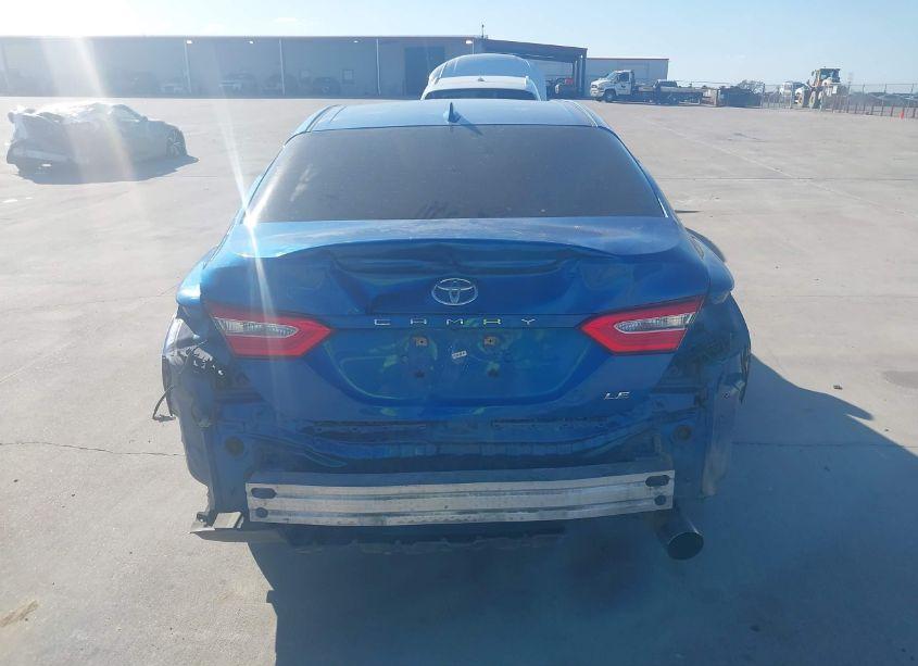 Photo 16 of 2019 Toyota Camry LE (VIN 4T1B11HK6KU236855)