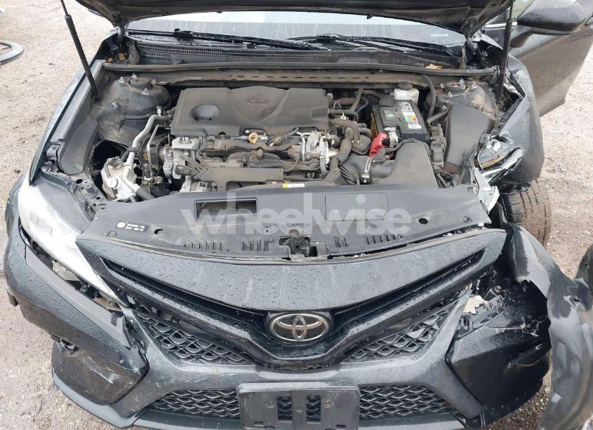 Photo 10 of 2019 Toyota Camry SE (VIN 4T1B11HK6KU248195)