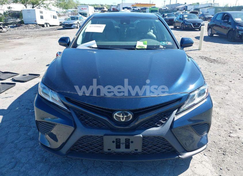 Photo 12 of 2019 Toyota Camry SE (VIN 4T1B11HK6KU283500)