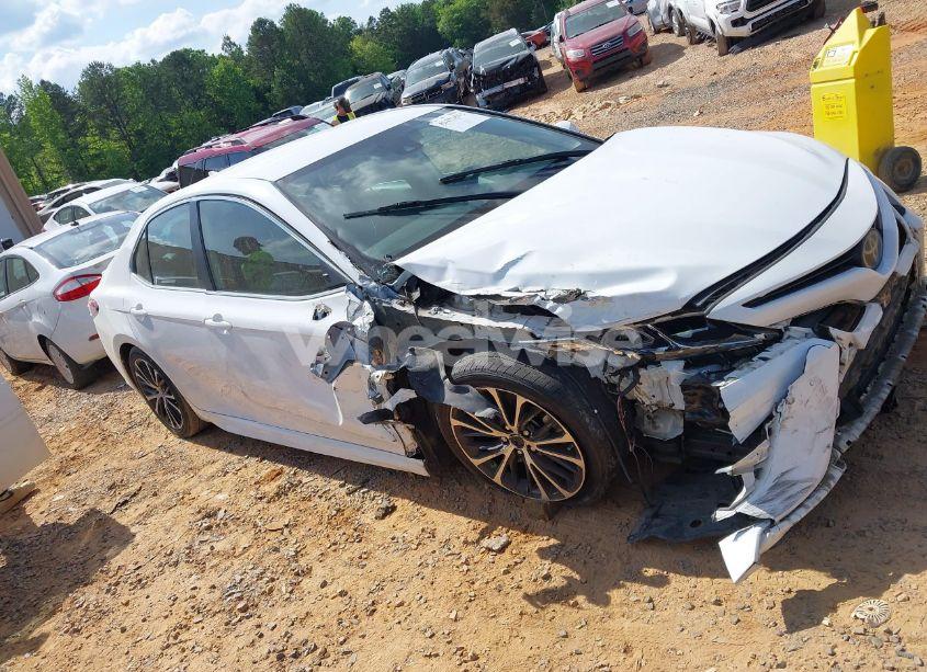 Photo 13 of 2019 Toyota Camry SE (VIN 4T1B11HK6KU297252)