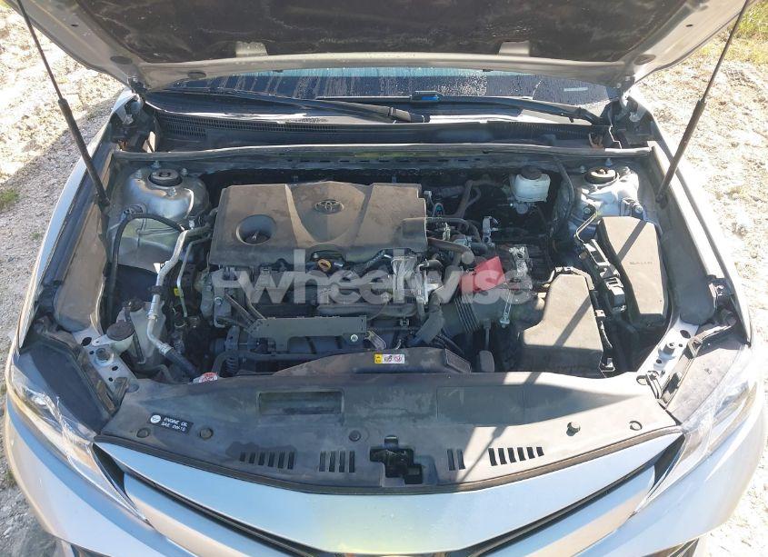Photo 10 of 2019 Toyota Camry LE (VIN 4T1B11HK6KU702509)