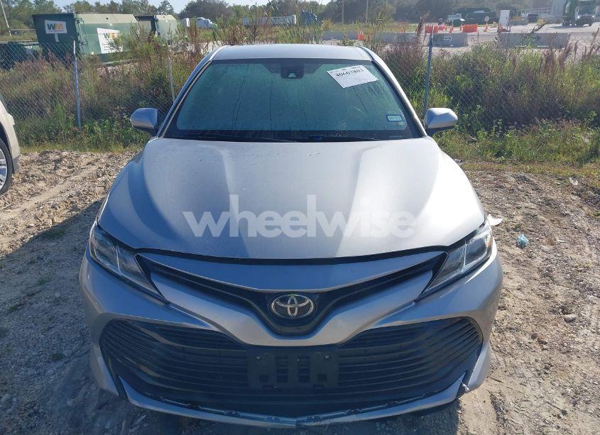 Photo 12 of 2019 Toyota Camry LE (VIN 4T1B11HK6KU702509)