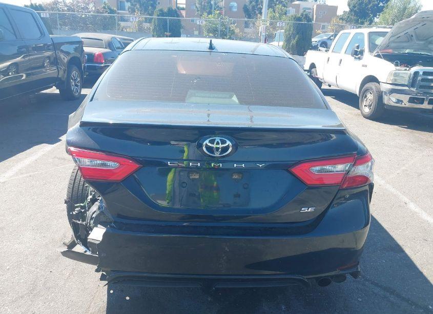 Photo 16 of 2019 Toyota Camry SE (VIN 4T1B11HK6KU719231)