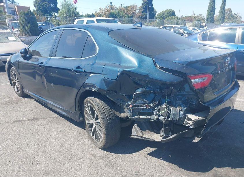 Photo 6 of 2019 Toyota Camry SE (VIN 4T1B11HK6KU719231)