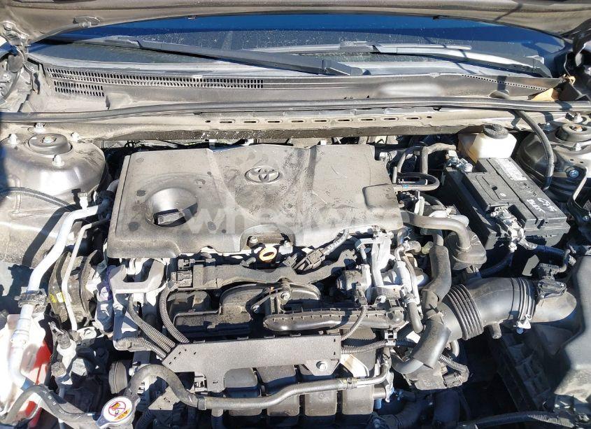 Photo 10 of 2019 Toyota Camry LE (VIN 4T1B11HK6KU725319)