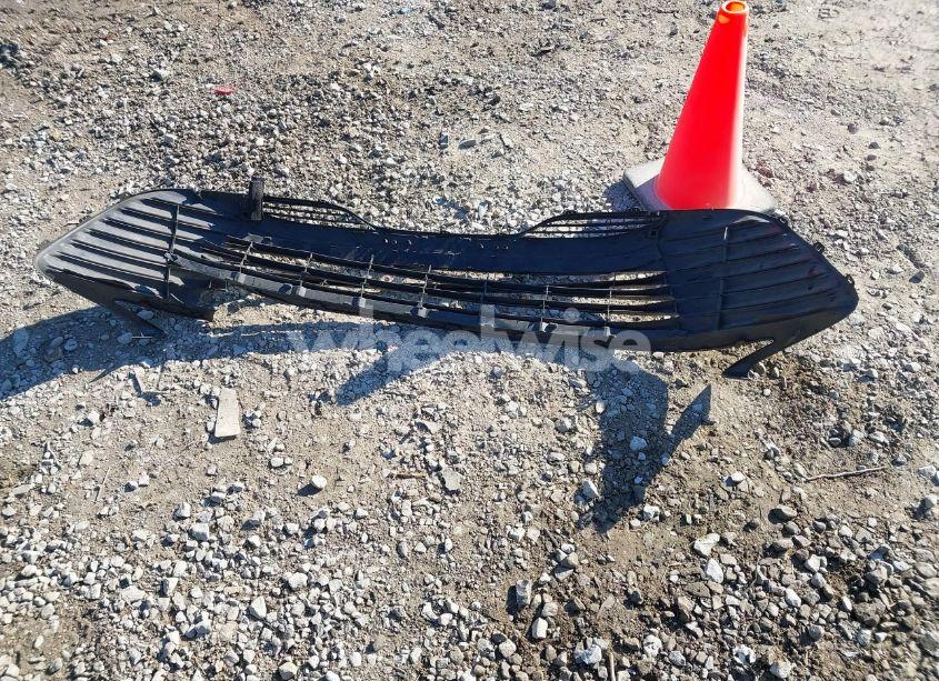 Photo 12 of 2019 Toyota Camry LE (VIN 4T1B11HK6KU725319)