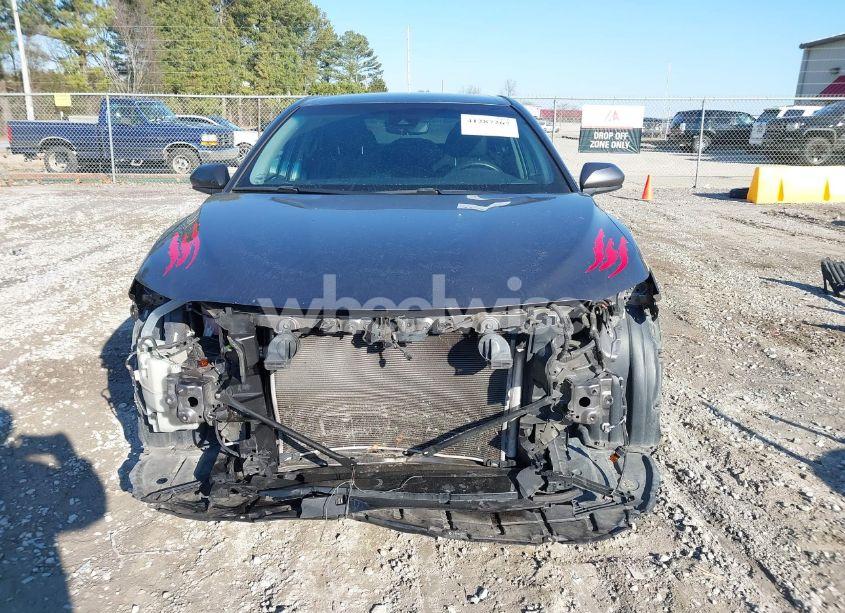 Photo 13 of 2019 Toyota Camry LE (VIN 4T1B11HK6KU725319)