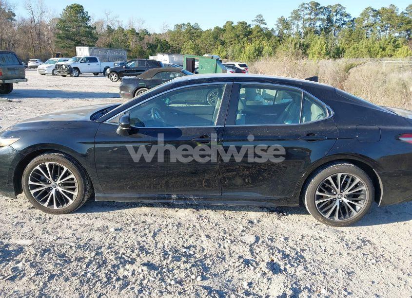 Photo 14 of 2019 Toyota Camry SE (VIN 4T1B11HK6KU755453)