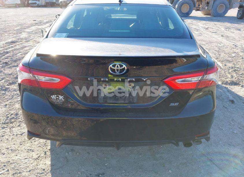 Photo 16 of 2019 Toyota Camry SE (VIN 4T1B11HK6KU755453)
