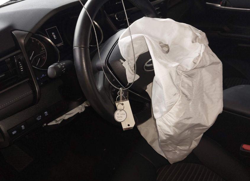 Photo 11 of 2019 Toyota Camry SE (VIN 4T1B11HK6KU799324)