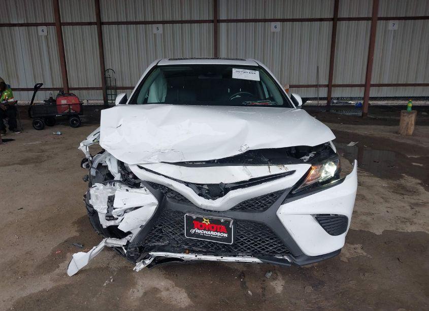 Photo 12 of 2019 Toyota Camry SE (VIN 4T1B11HK6KU799324)