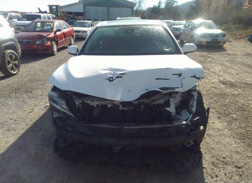 Photo 12 of 2019 Toyota Camry SE (VIN 4T1B11HK6KU843855)