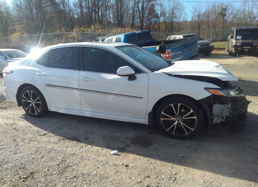 Photo 13 of 2019 Toyota Camry SE (VIN 4T1B11HK6KU843855)