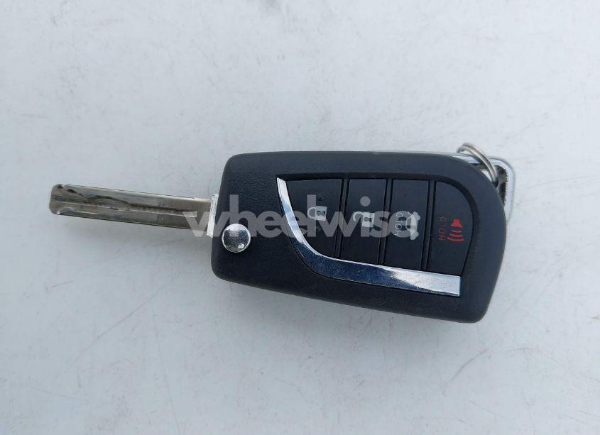 Photo 11 of 2019 Toyota Camry SE (VIN 4T1B11HK6KU847260)