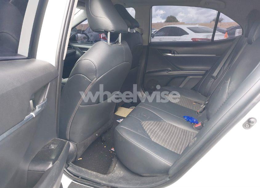 Photo 8 of 2019 Toyota Camry SE (VIN 4T1B11HK6KU849042)