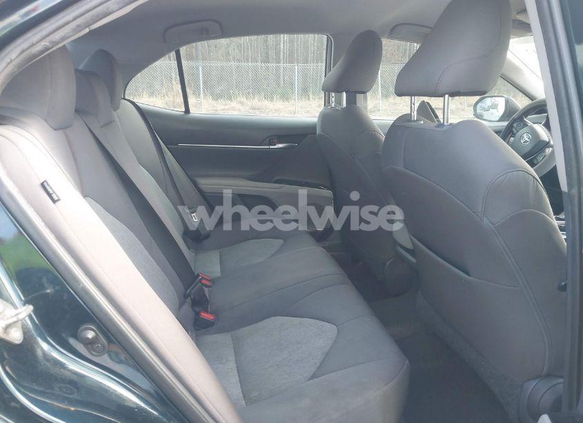 Photo 8 of 2019 Toyota Camry L (VIN 4T1B11HK6KU850756)