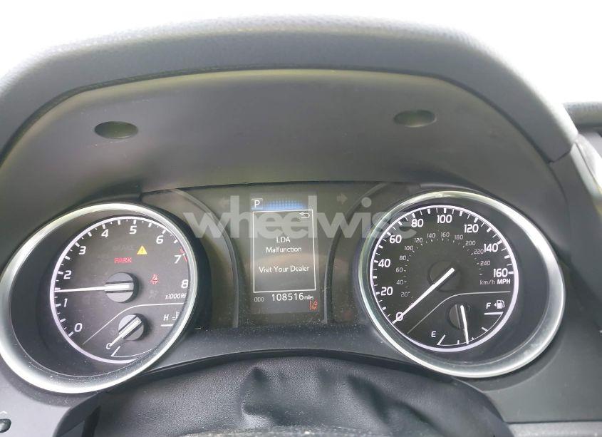 Photo 7 of 2018 Toyota Camry LE (VIN 4T1B11HK7JU019104)