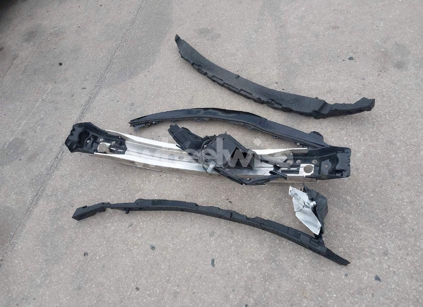 Photo 12 of 2018 Toyota Camry L (VIN 4T1B11HK7JU064933)