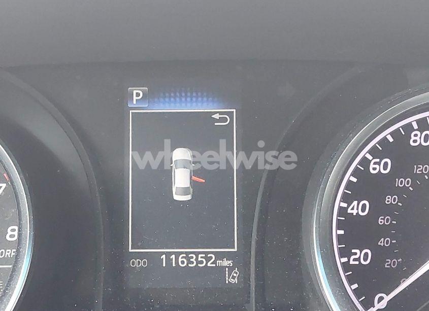 Photo 15 of 2018 Toyota Camry LE (VIN 4T1B11HK7JU097382)