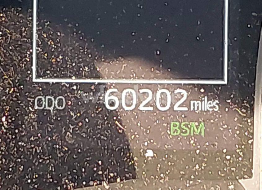 Photo 15 of 2018 Toyota Camry SE (VIN 4T1B11HK7JU099875)