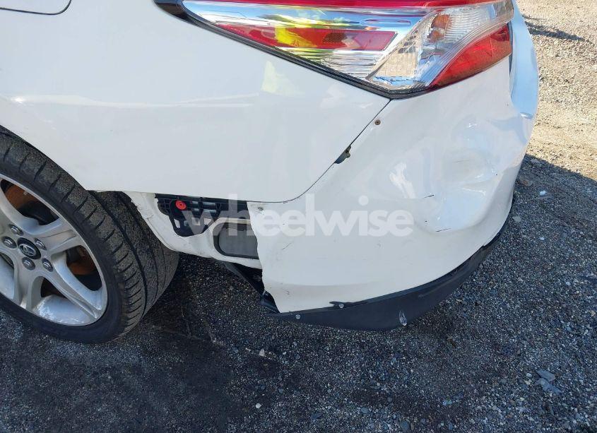 Photo 20 of 2018 Toyota Camry LE (VIN 4T1B11HK7JU100569)