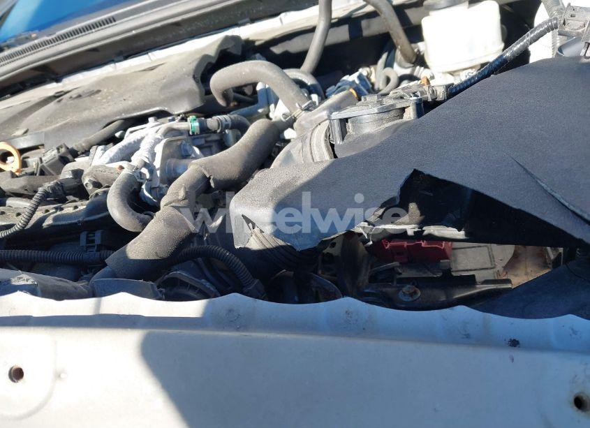 Photo 6 of 2018 Toyota Camry LE (VIN 4T1B11HK7JU100569)