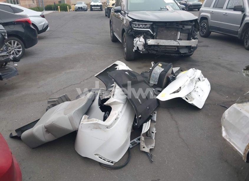 Photo 12 of 2018 Toyota Camry SE (VIN 4T1B11HK7JU111555)