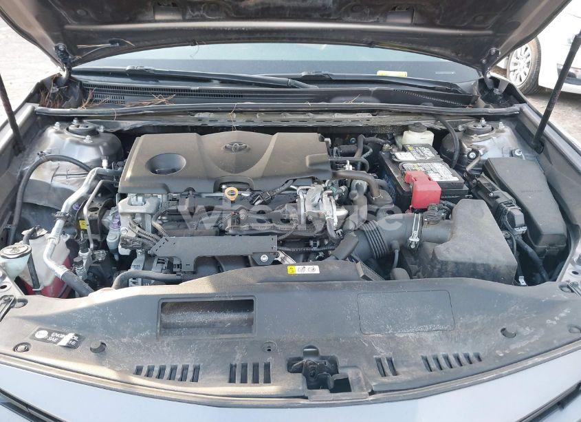 Photo 10 of 2018 Toyota Camry LE (VIN 4T1B11HK7JU514984)