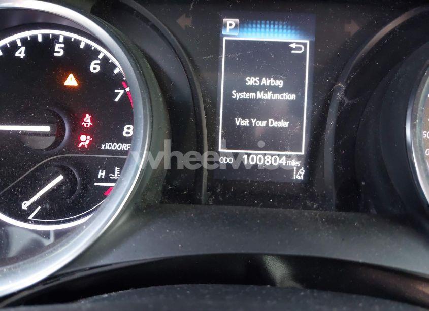 Photo 16 of 2018 Toyota Camry LE (VIN 4T1B11HK7JU514984)