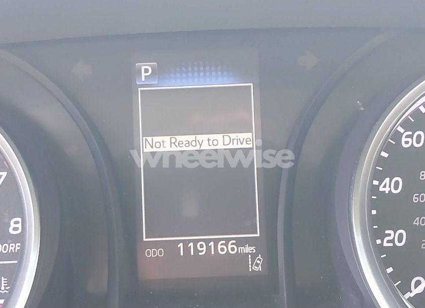 Photo 15 of 2018 Toyota Camry LE (VIN 4T1B11HK7JU535902)