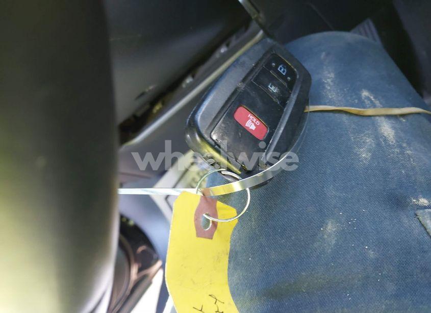 Photo 11 of 2018 Toyota Camry SE (VIN 4T1B11HK7JU545314)