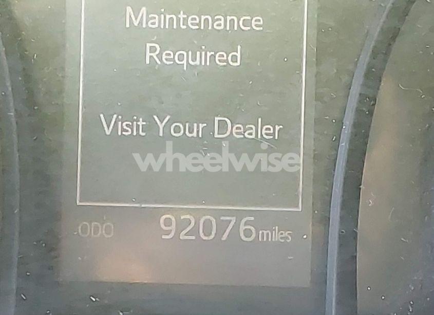 Photo 15 of 2018 Toyota Camry SE (VIN 4T1B11HK7JU545314)