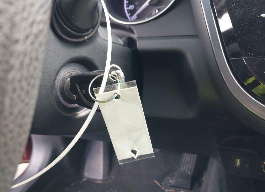 Photo 11 of 2018 Toyota Camry LE (VIN 4T1B11HK7JU588339)