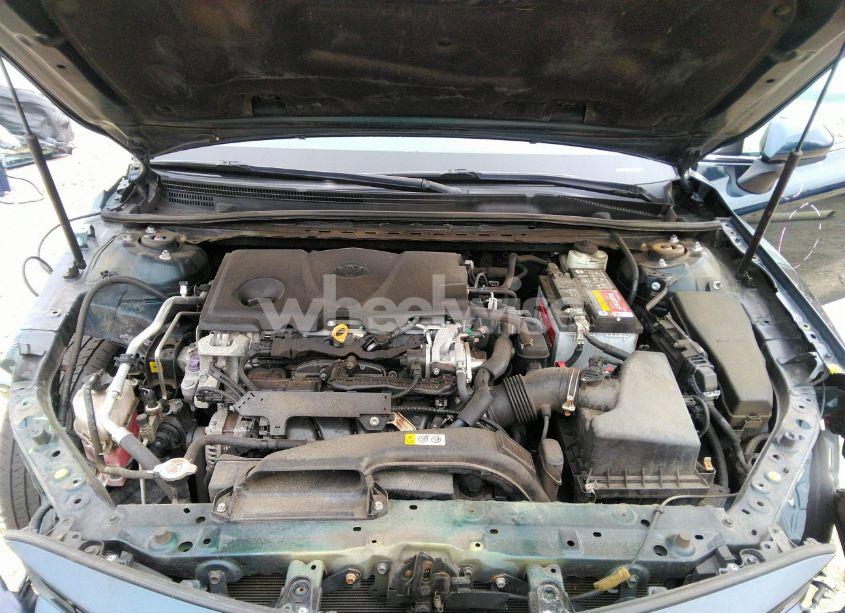 Photo 10 of 2018 Toyota Camry LE (VIN 4T1B11HK7JU588342)