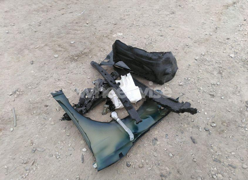 Photo 12 of 2018 Toyota Camry LE (VIN 4T1B11HK7JU588342)