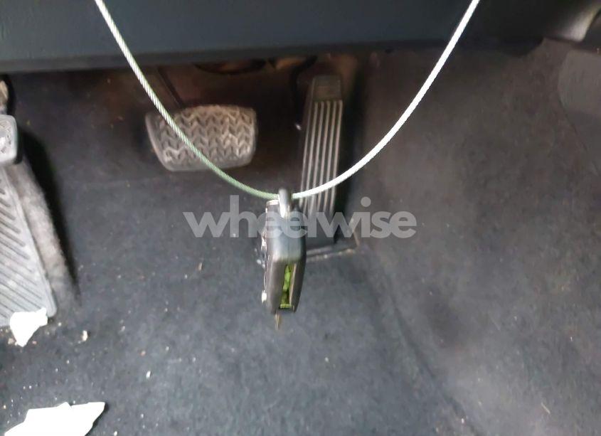 Photo 11 of 2018 Toyota Camry SE (VIN 4T1B11HK7JU596506)