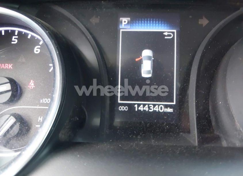 Photo 15 of 2018 Toyota Camry LE (VIN 4T1B11HK7JU609402)