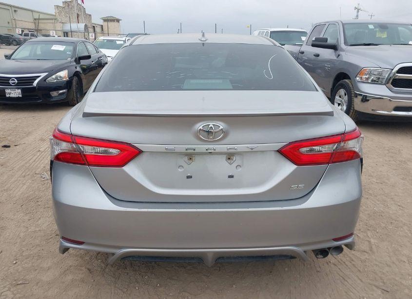 Photo 15 of 2019 Toyota Camry SE (VIN 4T1B11HK7KU161177)