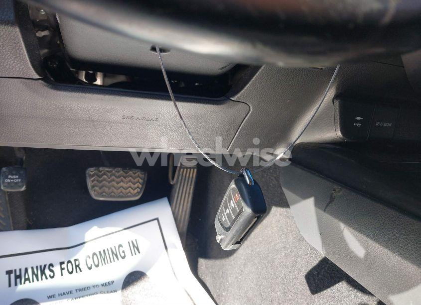 Photo 11 of 2019 Toyota Camry L/LE/XLE/SE/XSE (VIN 4T1B11HK7KU180389)