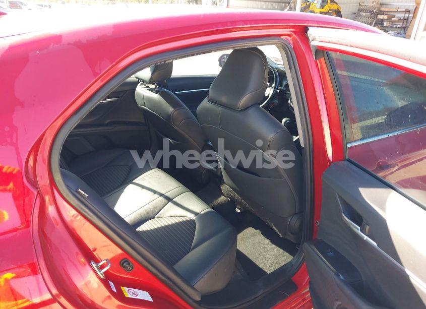 Photo 8 of 2019 Toyota Camry L/LE/XLE/SE/XSE (VIN 4T1B11HK7KU180389)