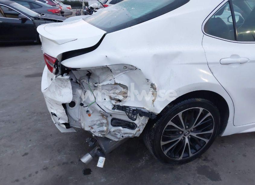 Photo 6 of 2019 Toyota Camry SE (VIN 4T1B11HK7KU187746)