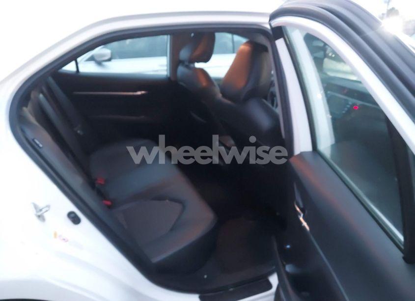 Photo 8 of 2019 Toyota Camry SE (VIN 4T1B11HK7KU187746)