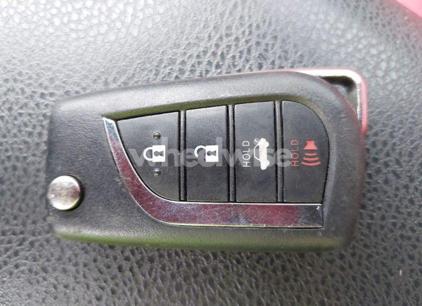 Photo 11 of 2019 Toyota Camry SE (VIN 4T1B11HK7KU210863)