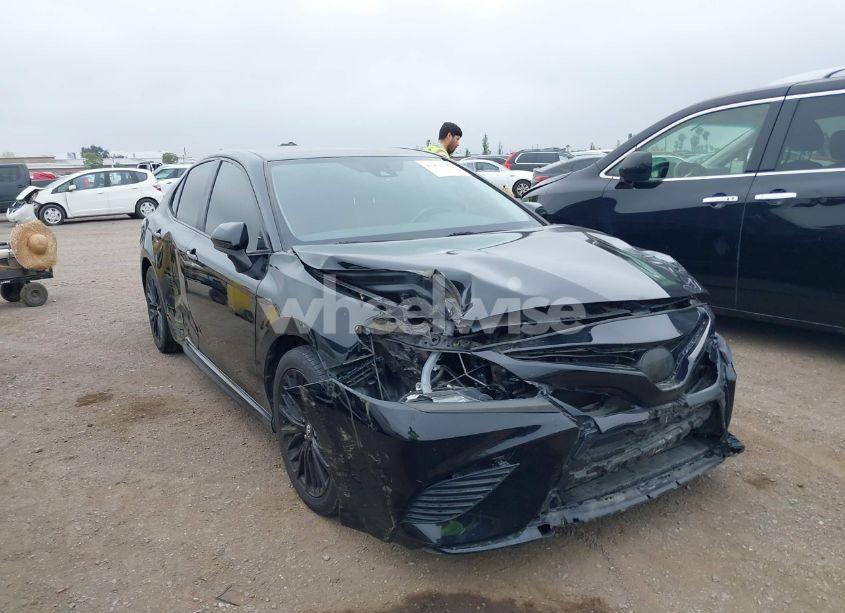 Photo 6 of 2019 Toyota Camry SE (VIN 4T1B11HK7KU210863)