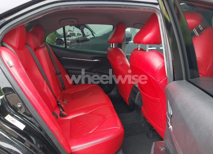 Photo 8 of 2019 Toyota Camry SE (VIN 4T1B11HK7KU210863)